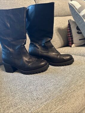 Yellow Box Black Mid-Calf Lug Sole Boots